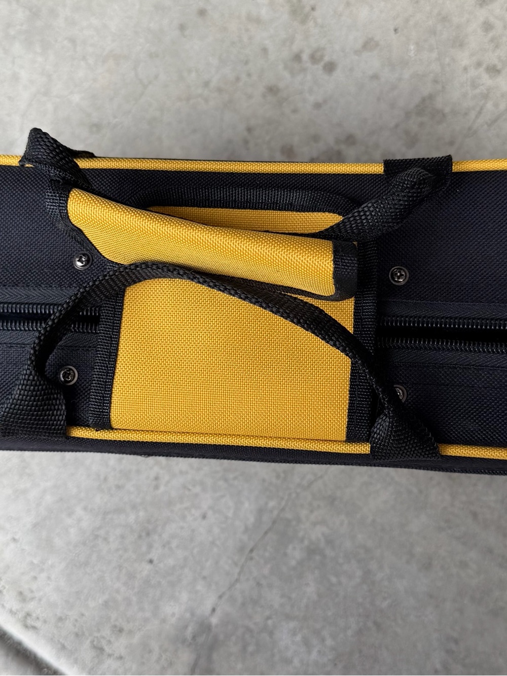 Bb Student Clarinet with Case - Black & Silver - Picture 3 of 6
